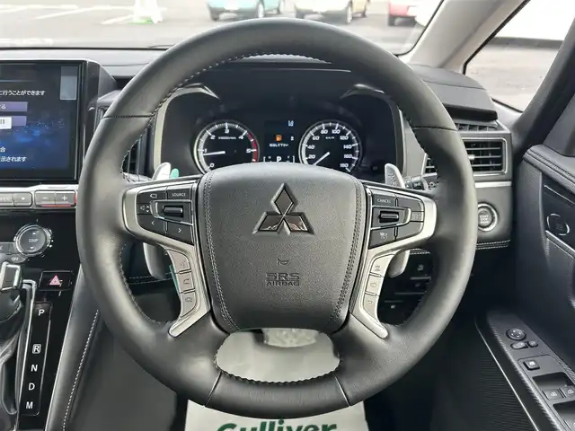 三菱 デリカＤ：５ シャモニー 福島県 2025(令7)年 0.1千km ブラックダイヤモンド CHAMONIX (8人)　/4WD　e-Assist/ALPINE　D:5専用11型ナビゲーション/「DTV/DVD/CD/AM/FM/USB/BT/HDMI」/アラウンドビューカメラ/アダプティブクルーズコントロール/運転席パワーシート/前席シートヒーター・エアシート/ステアリングヒーター/ステアリングリモコン/パドルシフト/両側電動スライドドア/電動パーキングブレーキ/オートLEDヘッドライト/プッシュスタート/キーレスエントリー/アイドリングストップ