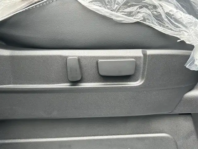 三菱 デリカＤ：５ シャモニー 福島県 2025(令7)年 0.1千km ブラックダイヤモンド CHAMONIX (8人)　/4WD　e-Assist/ALPINE　D:5専用11型ナビゲーション/「DTV/DVD/CD/AM/FM/USB/BT/HDMI」/アラウンドビューカメラ/アダプティブクルーズコントロール/運転席パワーシート/前席シートヒーター・エアシート/ステアリングヒーター/ステアリングリモコン/パドルシフト/両側電動スライドドア/電動パーキングブレーキ/オートLEDヘッドライト/プッシュスタート/キーレスエントリー/アイドリングストップ