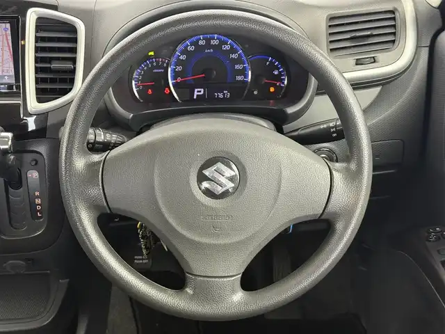 スズキ ソリオ G4 新潟県 2013(平25)年 7.8万km クラッシーレッドパール 社外メモリナビ(AVIC-MRZ02)/(AM/FM/CD/SD)/ワンセグTV/片側パワースライドドア/シートヒーター/プッシュスタート　/スペアキー/AW付スタッドレスタイヤ積み込み