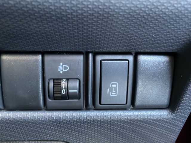スズキ ソリオ G4 新潟県 2013(平25)年 7.8万km クラッシーレッドパール 社外メモリナビ(AVIC-MRZ02)/(AM/FM/CD/SD)/ワンセグTV/片側パワースライドドア/シートヒーター/プッシュスタート　/スペアキー/AW付スタッドレスタイヤ積み込み