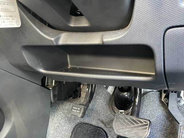 スズキ ソリオ G4 新潟県 2013(平25)年 7.8万km クラッシーレッドパール 社外メモリナビ(AVIC-MRZ02)/(AM/FM/CD/SD)/ワンセグTV/片側パワースライドドア/シートヒーター/プッシュスタート　/スペアキー/AW付スタッドレスタイヤ積み込み