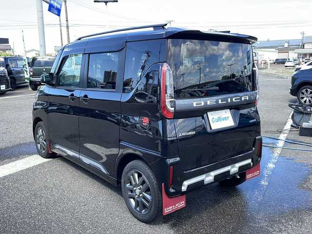 三菱 デリカミニ G プレミアム 新潟県 2023(令5)年 3万km アメジストブラック 純正ディスプレイオーディオ/４WD/衝突軽減/レーンキープアシスト/クルーズコントロール/コーナーセンサー/全周囲カメラ/両側パワースライドドア/革巻きステア/ステアリングスイッチ/ステアリングヒーター/ハーフレザー/シートヒーター/フロアマット/LEDヘッドライト/フォグランプ/ウィンカーミラー/電格ミラー/ドアバイザー/マッドフラップ
