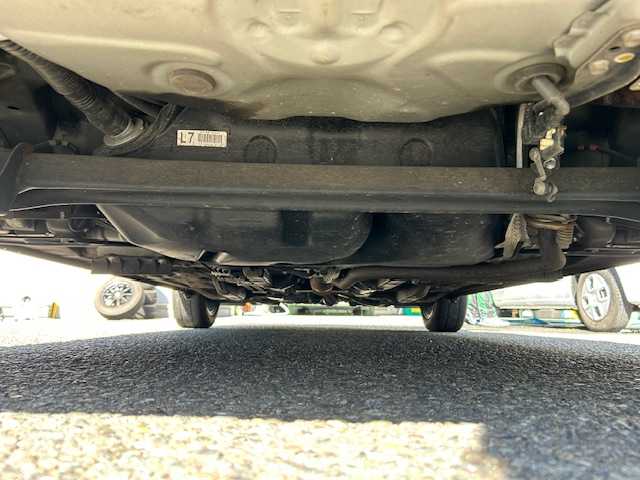 トヨタ ヴィッツ F LEDエディション 宮城県 2016(平28)年 9.9万km ブラックマイカ 純正SDナビ/・CD/Bluetooth/ワンセグTV/HIDヘッドライト/社外アルミ＆ノーマルタイヤ/社外アルミ＆スタッドレス積込/横滑り防止装置/プッシュスタート/スマートキー/スペアキー/保証書/取扱説明書