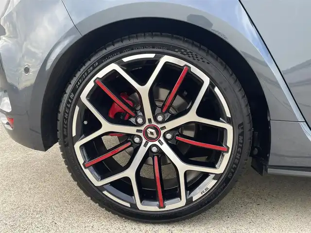 ルノー ルノー メガーヌ ルノースポール トロフィー 東京都 2023(令5)年 1.7万km グレー ワンオーナー/純正ディスプレイオーディオ/バックカメラ/ACC/BSM/レーンキープアシスト/パドルシフト/BOSEスピーカー/スマートキー/ドラレコ付きデジタルミラー（ALPINE）/前席RECAROシート