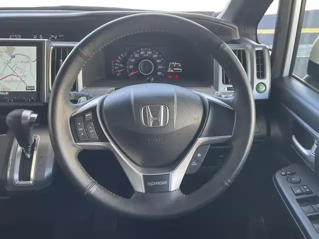 ホンダ ステップワゴン スパーダ Z 岐阜県 2013(平25)年 12.6万km ホワイトオーキッドパール (株)IDOMが運営する【じしゃロン多治見店】の自社ローン専用車両になります。こちらは現金またはオートローンご利用時の価格です。自社ローンご希望の方は別途その旨お申付け下さい。/ディーラーオプションナビ/　（Bluetooth/DVD/フルセグ）/両側パワースライドドア/純正フリップダウンモニター/アイドリングストップ/オートライト/フォグランプ/バックカメラ/ETC