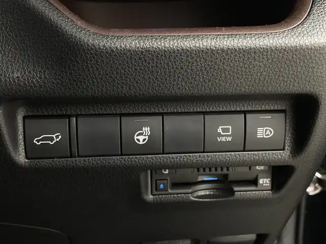 トヨタ ＲＡＶ４ G Zパッケージ 新潟県 2020(令2)年 3.1万km アティチュードブラックマイカ 純正ディスプレイオーディオ/　　FM/AM/USB/BT/バックカメラ/パワーバックドア/オートハイビーム/デジタルインナーミラー/レーダークルーズ/サンルーフ/純正アルミホイール/パワーシート/シートヒーター/ウィンカーミラー/レザーシート/４ＷＤ/ステアリングスイッチ/サイドカメラ/スマートキー/電動格納ミラー