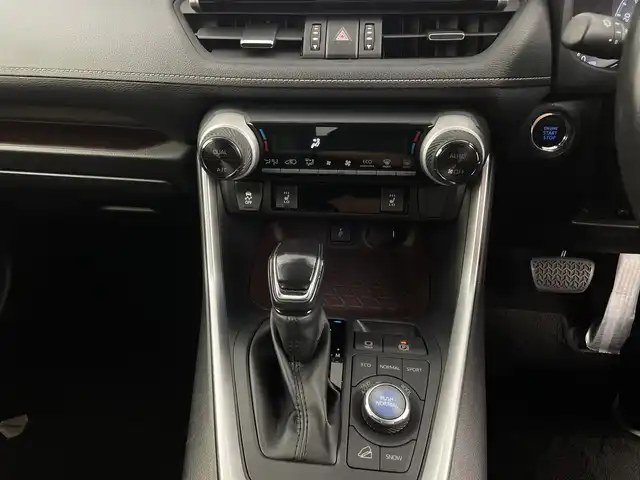 トヨタ ＲＡＶ４ G Zパッケージ 新潟県 2020(令2)年 3.1万km アティチュードブラックマイカ 純正ディスプレイオーディオ/　　FM/AM/USB/BT/バックカメラ/パワーバックドア/オートハイビーム/デジタルインナーミラー/レーダークルーズ/サンルーフ/純正アルミホイール/パワーシート/シートヒーター/ウィンカーミラー/レザーシート/４ＷＤ/ステアリングスイッチ/サイドカメラ/スマートキー/電動格納ミラー