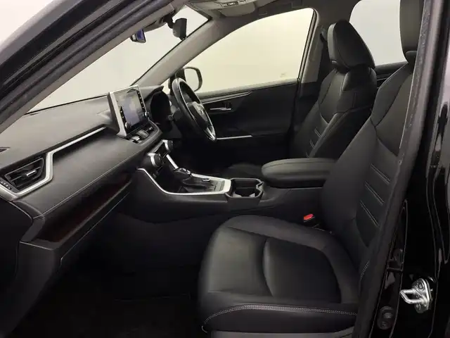トヨタ ＲＡＶ４ G Zパッケージ 新潟県 2020(令2)年 3.1万km アティチュードブラックマイカ 純正ディスプレイオーディオ/　　FM/AM/USB/BT/バックカメラ/パワーバックドア/オートハイビーム/デジタルインナーミラー/レーダークルーズ/サンルーフ/純正アルミホイール/パワーシート/シートヒーター/ウィンカーミラー/レザーシート/４ＷＤ/ステアリングスイッチ/サイドカメラ/スマートキー/電動格納ミラー