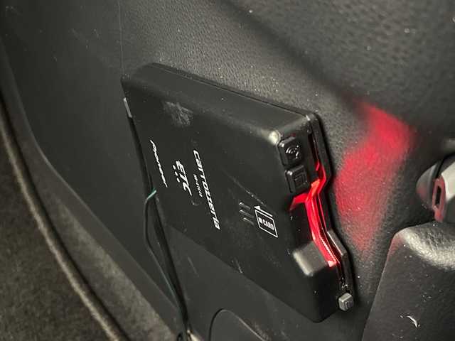 トヨタ ノア G 愛知県 2024(令6)年 1.2万km アティチュードブラックマイカ トヨタセーフティセンス/純正8型ナビ/両側パワースライドドア/レーダークルーズコントロール/コーナーセンサー/純正アルミホイール/LEDヘッドライト/オートマチックハイビーム/ドライブレコーダー/ETC/衝突軽減システム/フルセグ/CD DVD/Bluetooth/ステアリングスイッチ/スマートキー/プッシュスタート