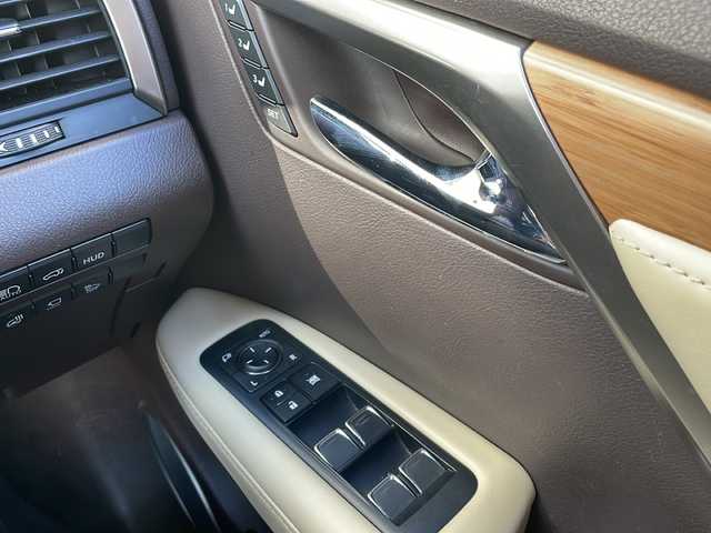 レクサス ＲＸ 450h バージョンL 山形県 2019(平31)年 5.9万km ソニッククォーツ ・モデリスタエアロ（フロント、サイド、リア）/・サンルーフ/・リアエンターテイメントシステム/・４WD/・純正ナビ/フルセグ/CDDVDブルーレイ/Bluetooth/・全方位カメラ/・社外前後ドラレコ/・ビルトインETC2.0/・MTモード付きAT/・レーダークルーズコントロール/・レーンキープアシスト/・プリクラッシュセーフティ/・ブラインドスポットモニター/・前後クリアランスソナー/・ヘッドアップディスプレイ/・前席パワーシート（メモリー付き）、シートベンチレーション/・全席シートヒーター/・ステアリングヒーター/・電動テレスコピック、オートスライドアウェイ/・パワーバックドア/・電動格納セカンドシート/・置くだけ充電/・シーケンシャルウィンカー/・20インチ純正AW/・18インチ純正AW＋スタッドレスタイヤ車載/・純正マット/・カードキー1枚