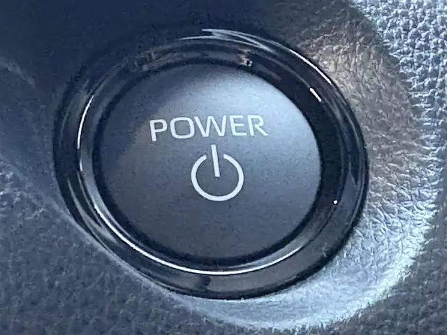 トヨタ カローラ クロス ハイブリッド Z 滋賀県 2024(令6)年 0.6万km アティチュードブラックマイカ 純正10.5インチナビ/【Bluetooth/USB//フルセグ/AppleCarplay/AndroidAuto】/全方位カメラ/パワーバックドア/LEDヘッドライト/追従クルーズコントロール/パワーシート/BSM/ハーフレザーシート/シートヒーター/クリアランスソナー/電子パーキング/ドライブレコーダー/ビルトインETC