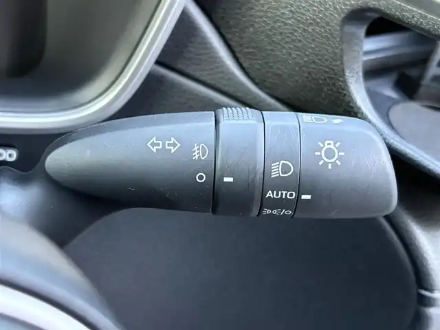 トヨタ カローラ クロス ハイブリッド Z 滋賀県 2024(令6)年 0.6万km アティチュードブラックマイカ 純正10.5インチナビ/【Bluetooth/USB//フルセグ/AppleCarplay/AndroidAuto】/全方位カメラ/パワーバックドア/LEDヘッドライト/追従クルーズコントロール/パワーシート/BSM/ハーフレザーシート/シートヒーター/クリアランスソナー/電子パーキング/ドライブレコーダー/ビルトインETC