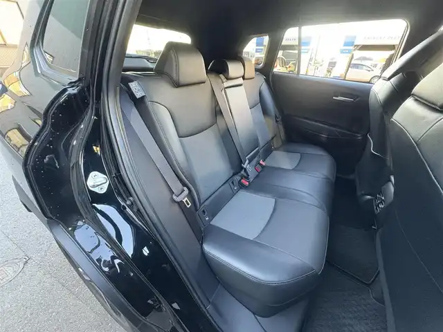 トヨタ カローラ クロス ハイブリッド Z 滋賀県 2024(令6)年 0.6万km アティチュードブラックマイカ 純正10.5インチナビ/【Bluetooth/USB//フルセグ/AppleCarplay/AndroidAuto】/全方位カメラ/パワーバックドア/LEDヘッドライト/追従クルーズコントロール/パワーシート/BSM/ハーフレザーシート/シートヒーター/クリアランスソナー/電子パーキング/ドライブレコーダー/ビルトインETC