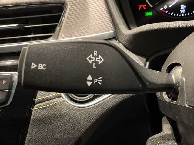 ＢＭＷ Ｘ２ xDrive20i MスポーツX 新潟県 2018(平30)年 4.7万km サファイアブラックP 電動パノラマ・ガラス・サンルーフ/アドバンスド・アクティブ・セーフティ・パッケージ/● BMWヘッドアップ・ディスプレイ/●ドライビング・アシスト・プラス/（ACC／アクティブ・クルーズ・コントロール/〔ストップ&ゴー機能付/コンフォート・パッケージ/● オートマチック・テールゲート・オペレーション/（オープン・クローズ）/● フロント・シート・ヒーティング/ヘッドアップディスプレイ/HDDナビゲーション・システム/●10.25インチ ワイド・コントロール・ディスプレイ/●リヤビューカメラ/●CD/DVD/USB/パーキングアシスト/PDC／パーク・ディスタンス・コントロール/HDC／ヒル・ディセント・コントロール/ドライブレコーダー/ミラー一体型ETC