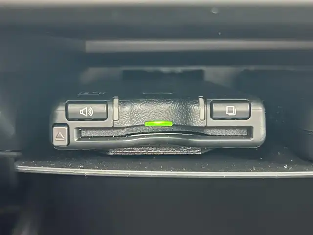 ダイハツ タフト G 新潟県 2025(令7)年 1.3万km レーザーブルークリスタルシャイン ワンオーナー/ガラスルーフ/衝突軽減/全方位カメラ/純正ナビ/(AM/FM/CD/DVD/BT/フルセグ)/ETC/追従クルーズコントロール/ドライブレコーダー(前)/シートヒーター/ルーフレール/コーナーセンサー/革巻きステアリング/ステアリングスイッチ/AUTOライト/LEDヘッドライト/フォグランプ/横滑り防止/プッシュスタート/スマートキー