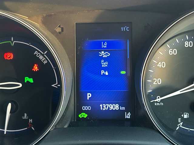 トヨタ Ｃ－ＨＲ G モード ネロ 千葉県 2019(平31)年 13.8万km ホワイトパールクリスタルシャイン トヨタセーフティセンス/・衝突軽減装置/・レーンキープアシスト/・ブラインドスポットモニター/・クリアランスソナー/純正SDナビゲーション/【Bluetooth・フルセグTV・CD・DVD・SD】/バックカメラ/エンジンプッシュスタート/・スマートキー/・スペアキー/LEDヘッドライト/・オートライト/・オートハイビーム/・フォグランプ/純正リアスポイラー/ステアリングリモコン/・レーダークルーズコントロール/ビルトインETC/前席シートヒーター/前方ドライブレコーダー/横滑り防止装置/社外フロアマット/荷室純正マット/記録薄