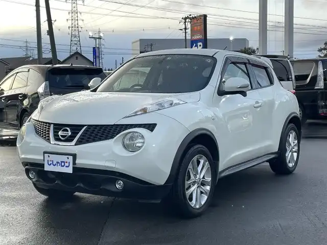 日産 ジューク 16GT FOUR 岩手県 2012(平24)年 10.2万km ホワイトパール 社外メモリナビ/AM/FM/CD/SD/BT/フルセグTV/バックカメラ/ETC/社外ドラレコ/プッシュスタート/スマートキー/純正17インチAW/ドアバイザー/フロアマット/保証書/取扱説明書