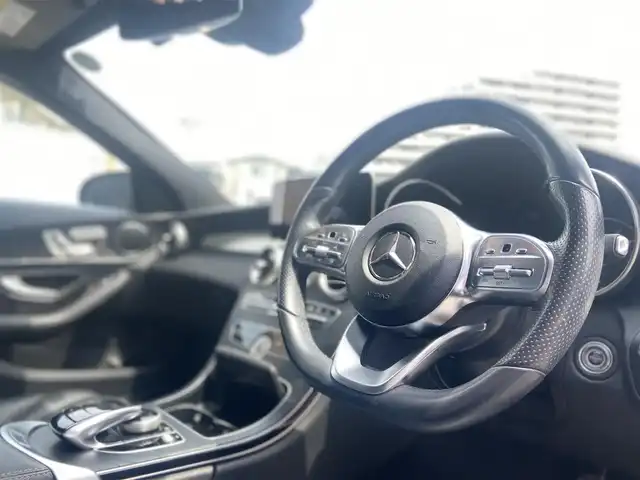メルセデス・ベンツ Ｃ２００ ステーションワゴン アバンギャルドAMGライン 栃木県 2019(平31)年 4.8万km エメラルドグリーン 後期型 /レーダーセーフティ /AppleCarPlay/Bカメラ　/純正ナビ　/フルセグ 　/パワーシート　/シートH　/エアサス/電動リアゲート　/ETC2.0　/LEDヘッドライト　/純正18インチAW  /純正ドラレコ