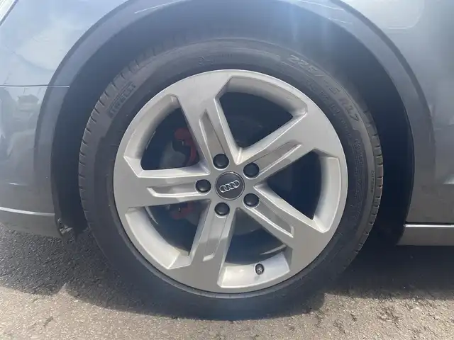 アウディ Ａ３ セダン 1．4 TFSI スポーツ 福岡県 2018(平30)年 3.6万km モンスーングレーメタリック アシスタンスパッケージ/ラグジュアリーパッケージ/バーチャルコックピット/純正ナビ/フルセグ/バックカメラ/黒革/前席パワーシート/前席シートヒーター/ETC/車高調（純正サス有り）/オートライト/パドルシフト/フロントドラレコ