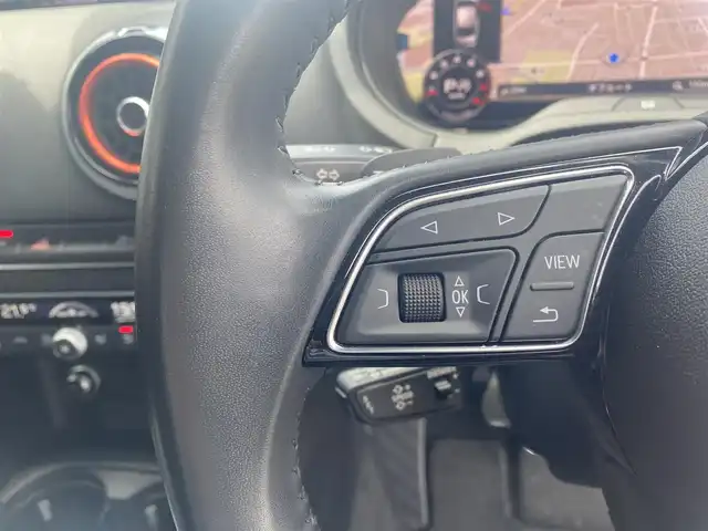 アウディ Ａ３ セダン 1．4 TFSI スポーツ 福岡県 2018(平30)年 3.6万km モンスーングレーメタリック アシスタンスパッケージ/ラグジュアリーパッケージ/バーチャルコックピット/純正ナビ/フルセグ/バックカメラ/黒革/前席パワーシート/前席シートヒーター/ETC/車高調（純正サス有り）/オートライト/パドルシフト/フロントドラレコ