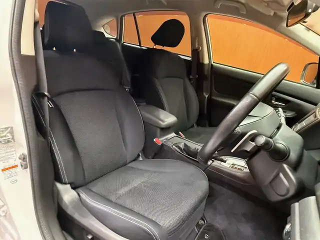 スバル インプレッサ ＸＶ 2．0i－L アイサイト 千葉県 2012(平24)年 4.2万km サテンホワイトパール 4WD/オートクルーズコントロール/レーンキープアシスト/社外ナビ/・AM.FM.AUX.Bluetooth.USB/フルセグテレビ/バックカメラ/運転席パワーシート/パドルシフト/アイドリングストップ/純正17インチアルミホイール/純正バイザー/フォグライト/電動格納ミラー