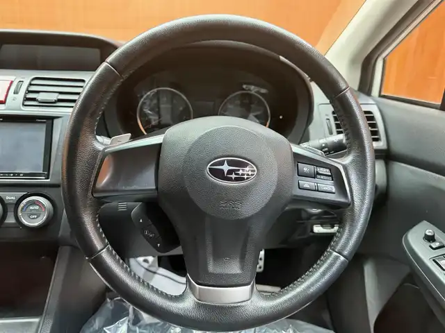 スバル インプレッサ ＸＶ 2．0i－L アイサイト 千葉県 2012(平24)年 4.2万km サテンホワイトパール 4WD/オートクルーズコントロール/レーンキープアシスト/社外ナビ/・AM.FM.AUX.Bluetooth.USB/フルセグテレビ/バックカメラ/運転席パワーシート/パドルシフト/アイドリングストップ/純正17インチアルミホイール/純正バイザー/フォグライト/電動格納ミラー