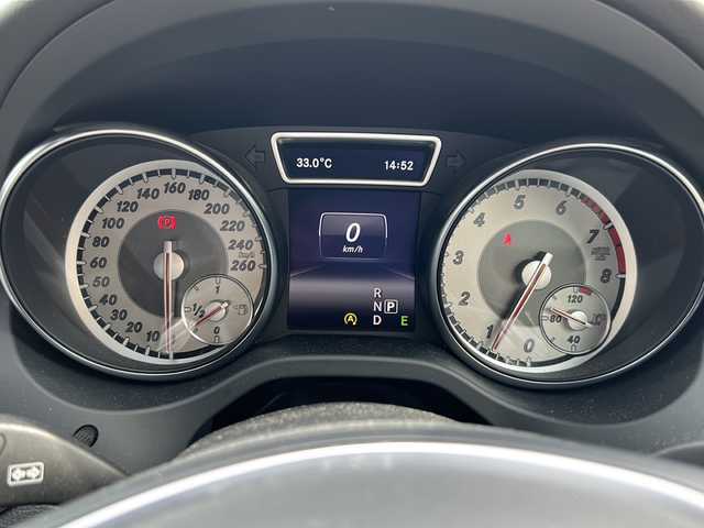 メルセデス・ベンツ ＧＬＡ１８０ 岐阜県 2016(平28)年 5万km コスモスブラック 純正メーカーナビTVフルセグ/バックカメラ/ETC/レーダーセーフティパッケージ/パークトロニック/パワーバックドア/ドライブレコーダー/キーレスゴー