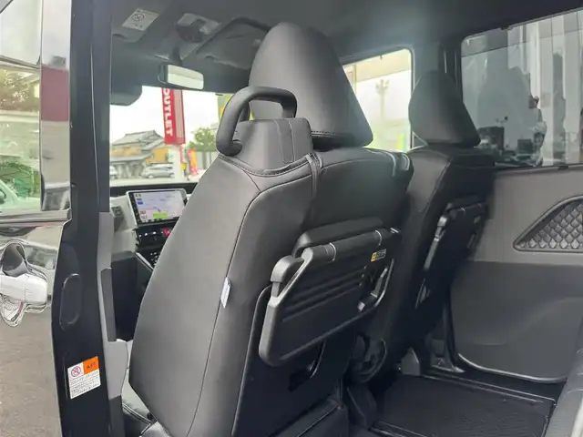 ダイハツ タント カスタム RS セレクション 三重県 2020(令2)年 3.7万km ブラックマイカメタリック ワンオーナー/OPダークブラックメッキ/・フロントパンパーロアモール/・リアバンパーロアガーニッシュ/・サイドスカートモール/・バックドアガーニッシュ/スマートアシスト/アイドリングストップ/純正9インチナビ・地デジTV/・DVD/CD/・Bluetooth/バックカメラ/クリアランスソナー/レーンディパーチャーアラート/レーダークルーズコントロール/両側パワースライドドア /革調シートカバー/ビルトインETC/純正15インチアルミホイール/LEDヘッドライト/・オートライト/プッシュエンジンスタート/スマートキー/新車時保証書/取扱説明書