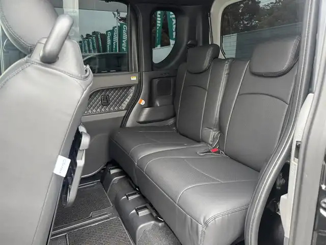 ダイハツ タント カスタム RS セレクション 三重県 2020(令2)年 3.7万km ブラックマイカメタリック ワンオーナー/OPダークブラックメッキ/・フロントパンパーロアモール/・リアバンパーロアガーニッシュ/・サイドスカートモール/・バックドアガーニッシュ/スマートアシスト/アイドリングストップ/純正9インチナビ・地デジTV/・DVD/CD/・Bluetooth/バックカメラ/クリアランスソナー/レーンディパーチャーアラート/レーダークルーズコントロール/両側パワースライドドア /革調シートカバー/ビルトインETC/純正15インチアルミホイール/LEDヘッドライト/・オートライト/プッシュエンジンスタート/スマートキー/新車時保証書/取扱説明書