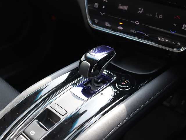 ホンダ ヴェゼル ハイブリッド X 福島県 2014(平26)年 7.5万km ルーセブラックM  ワ ン オ ー ナ ー/ 4     W     D/ 純 正 ナ ビ・フ ル セ グ T V/ 純 正 バ ッ ク カ メ ラ/ 純 正 E T C/ 純 正 エ ン ジ ン ス タ ー タ ー/ 前 左 右 シ ー ト ヒ ー タ ー/ ク ル ー ズ コ ン ト ロ ー ル/ パ ド ル シ フ ト/ ス マ ー ト キ ー/ モ デ ュ ー ロ １ ６ イ ン チ ア ル ミ/ 純 正 L E D ヘ ッ ド ラ イ ト/ 純 正 フ ォ グ ラ ン プ/ フ ロ ン ト ガ ラ ス 熱 線/ ド ア ミ ラ ー ヒ ー タ ー/ 新　車　保　証　書/ 取　扱　説　明　書