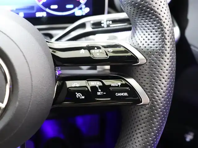メルセデス・ベンツ Ｍ・ベンツ Ｃ２００ ステーションワゴン アバンギャルドAMGライン 静岡県 2022(令4)年 2.4万km 白 ワンオーナー/レザーエクスクルーシブパッケージ/サンルーフ/純正ナビ/フルセグTV/Apple Car Play/HUD/ACC/360°カメラ/ドラレコ前後/アンビエントライト
