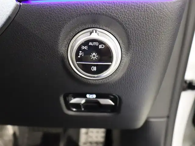 メルセデス・ベンツ Ｍ・ベンツ Ｃ２００ ステーションワゴン アバンギャルドAMGライン 静岡県 2022(令4)年 2.4万km 白 ワンオーナー/レザーエクスクルーシブパッケージ/サンルーフ/純正ナビ/フルセグTV/Apple Car Play/HUD/ACC/360°カメラ/ドラレコ前後/アンビエントライト