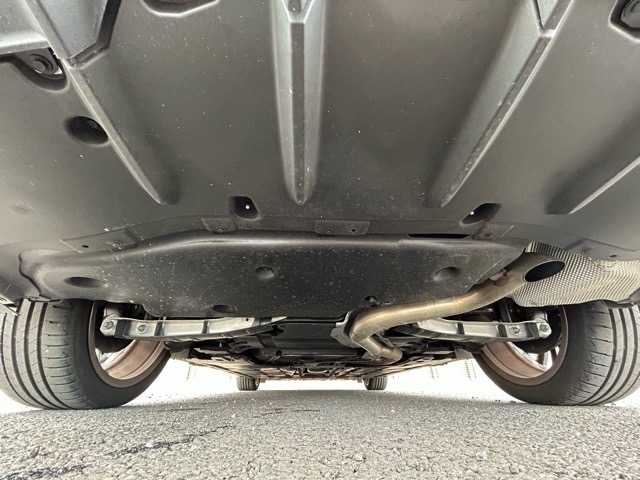 メルセデス・ベンツ Ｍ・ベンツ ＣＬＡ２００ｄ AMGライン 千葉県 2024(令6)年 0.8万km ポーラホワイト 純正ナビ/フルセグTV/Bluetooth/ETC2.0/前後ドライブレコーダー/全周囲カメラ/レーダークルーズコントロール/前席シートヒーター/前席メモリーシート/サンルーフ/置くだけ充電/アクティブブレーキアシスト/ブラインドスポットアシスト/パークトロニック/レーンキープアシスト/ダイナミックセレクト/横滑り防止装置/シートキネクティス/オートライト/ウィンカーミラー/プッシュスタート/スマートキー/ステアリングスイッチ/パドルシフト/LEDヘッドライト/純正アルミホイール/純正フロアマット