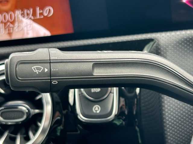 メルセデス・ベンツ Ｍ・ベンツ ＣＬＡ２００ｄ AMGライン 千葉県 2024(令6)年 0.8万km ポーラホワイト 純正ナビ/フルセグTV/Bluetooth/ETC2.0/前後ドライブレコーダー/全周囲カメラ/レーダークルーズコントロール/前席シートヒーター/前席メモリーシート/サンルーフ/置くだけ充電/アクティブブレーキアシスト/ブラインドスポットアシスト/パークトロニック/レーンキープアシスト/ダイナミックセレクト/横滑り防止装置/シートキネクティス/オートライト/ウィンカーミラー/プッシュスタート/スマートキー/ステアリングスイッチ/パドルシフト/LEDヘッドライト/純正アルミホイール/純正フロアマット