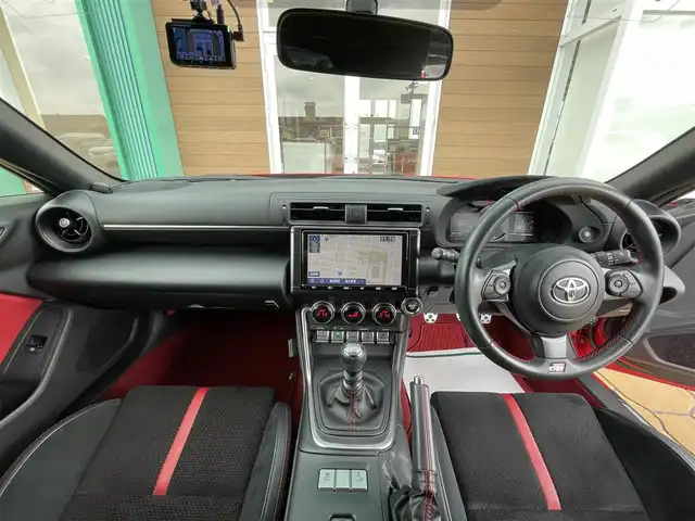 トヨタ ＧＲ８６ RZ 宮崎県 2022(令4)年 2.5万km 赤 ディーラー純正ナビ/Bluetooth/フルセグテレビ/バックカメラ/ETC2.0/ドライブレコーダー/純正18インチアルミ/シートヒーター/LEDヘッドライト/プッシュスタート/後側方警戒支援システム