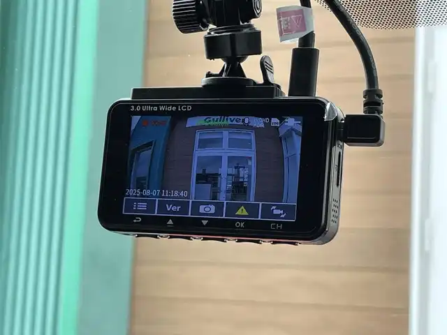 トヨタ ＧＲ８６ RZ 宮崎県 2022(令4)年 2.5万km 赤 ディーラー純正ナビ/Bluetooth/フルセグテレビ/バックカメラ/ETC2.0/ドライブレコーダー/純正18インチアルミ/シートヒーター/LEDヘッドライト/プッシュスタート/後側方警戒支援システム