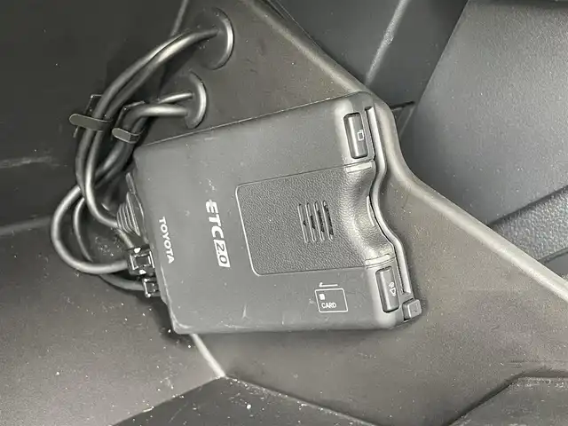 トヨタ ＧＲ８６ RZ 宮崎県 2022(令4)年 2.5万km 赤 ディーラー純正ナビ/Bluetooth/フルセグテレビ/バックカメラ/ETC2.0/ドライブレコーダー/純正18インチアルミ/シートヒーター/LEDヘッドライト/プッシュスタート/後側方警戒支援システム