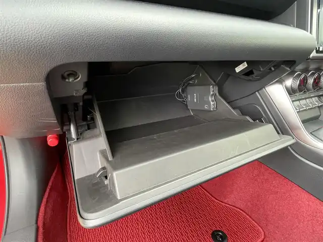 トヨタ ＧＲ８６ RZ 宮崎県 2022(令4)年 2.5万km 赤 ディーラー純正ナビ/Bluetooth/フルセグテレビ/バックカメラ/ETC2.0/ドライブレコーダー/純正18インチアルミ/シートヒーター/LEDヘッドライト/プッシュスタート/後側方警戒支援システム
