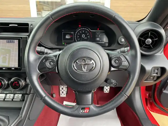 トヨタ ＧＲ８６ RZ 宮崎県 2022(令4)年 2.5万km 赤 ディーラー純正ナビ/Bluetooth/フルセグテレビ/バックカメラ/ETC2.0/ドライブレコーダー/純正18インチアルミ/シートヒーター/LEDヘッドライト/プッシュスタート/後側方警戒支援システム