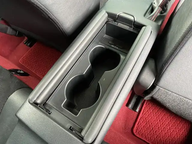 トヨタ ＧＲ８６ RZ 宮崎県 2022(令4)年 2.5万km 赤 ディーラー純正ナビ/Bluetooth/フルセグテレビ/バックカメラ/ETC2.0/ドライブレコーダー/純正18インチアルミ/シートヒーター/LEDヘッドライト/プッシュスタート/後側方警戒支援システム