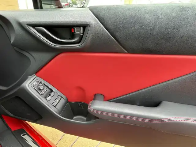 トヨタ ＧＲ８６ RZ 宮崎県 2022(令4)年 2.5万km 赤 ディーラー純正ナビ/Bluetooth/フルセグテレビ/バックカメラ/ETC2.0/ドライブレコーダー/純正18インチアルミ/シートヒーター/LEDヘッドライト/プッシュスタート/後側方警戒支援システム