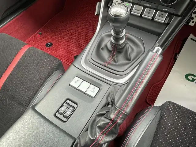 トヨタ ＧＲ８６ RZ 宮崎県 2022(令4)年 2.5万km 赤 ディーラー純正ナビ/Bluetooth/フルセグテレビ/バックカメラ/ETC2.0/ドライブレコーダー/純正18インチアルミ/シートヒーター/LEDヘッドライト/プッシュスタート/後側方警戒支援システム