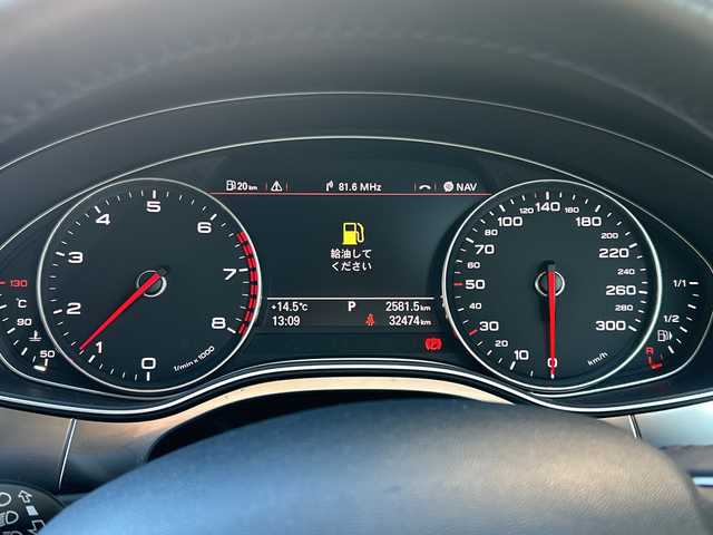 アウディ Ａ６ アバント 2．8 FSI クワトロ 埼玉県 2012(平24)年 3.3万km グレイシアホワイトメタリック メーカーナビ /(フルセグ/FM/AM/Bluetooth/CD/DVD)/ドラレコ前後 /バックカメラ/ワンオーナー　/ETC　/ルーフレール　/LEDライト　/ステアリングスイッチ　/パワーシート(D/N)　/プレミアムサウンド(BOSE)　/プッシュスタート　/純正フロア　/オートライト　/パーキングセンサー　/TRC/クリアランスソナー/スマートキー/スペアキー1本/シートヒーター(D/N)/ISOFIX/保証書　/取扱説明書