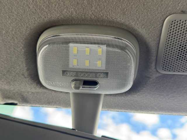 スズキ アルト ワークス 大阪府 2016(平28)年 4.8万km スチールシルバーM /禁煙車//カロッツェリアディスプレイオーディオ/・CD・DVD・BT//純正レカロシート//HKS製センター出しマフラー//RAYS TE37 SONIC　15インチアルミ//navic車高調//社外ボンネット//前ストラットタワーバー//リアウイングカバー//Fキャリパーレッド塗装//ETC//ステアリングスイッチ//スマートキー//保証書//取扱説明書//スペアキー