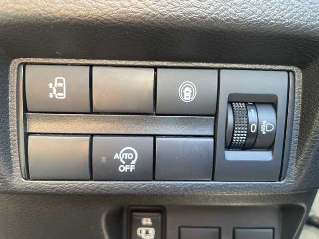 日産 ルークス ハイウェイスター X 三重県 2020(令2)年 6万km ホワイトパール 登録時59769km/ワンオーナー/禁煙車/ディーラーオプション９インチＳＤナビ(MM320D-L)/・フルセグ・Ｂｌｕｅｔｏｏｔｈ・ＣＤ／ＤＶＤ・AM/FM/セーフティシールドスイッチ/車線逸脱防止支援システム/後側方衝突防止支援システム/エマージェンシーブレーキ/前後コーナーセンサー/アラウンドビューモニター/先行車発進お知らせ機能/ロードサインアシスト/アイドリングストップ/左側パワースライドドア/ハンズフリーオートスライドドア/アラウンドビューモニター/SOSスイッチ/スマートキー/プッシュスタート/スペアキー