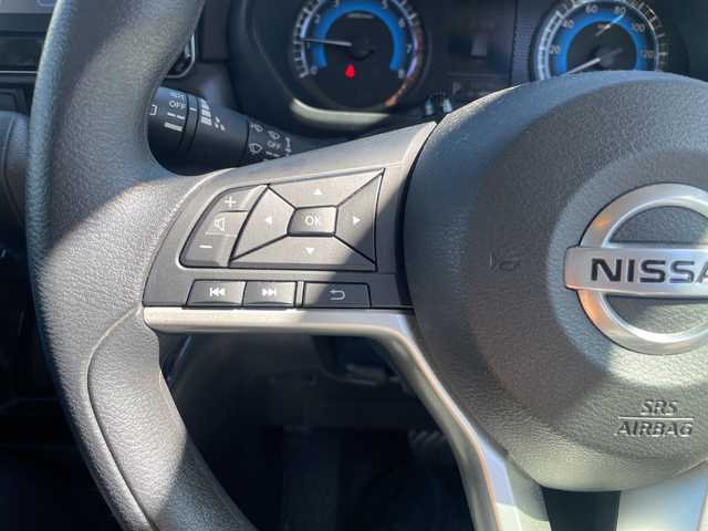 日産 ルークス ハイウェイスター X 三重県 2020(令2)年 6万km ホワイトパール 登録時59769km/ワンオーナー/禁煙車/ディーラーオプション９インチＳＤナビ(MM320D-L)/・フルセグ・Ｂｌｕｅｔｏｏｔｈ・ＣＤ／ＤＶＤ・AM/FM/セーフティシールドスイッチ/車線逸脱防止支援システム/後側方衝突防止支援システム/エマージェンシーブレーキ/前後コーナーセンサー/アラウンドビューモニター/先行車発進お知らせ機能/ロードサインアシスト/アイドリングストップ/左側パワースライドドア/ハンズフリーオートスライドドア/アラウンドビューモニター/SOSスイッチ/スマートキー/プッシュスタート/スペアキー