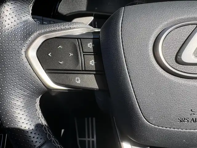 レクサス ＮＸ 石川県 2021(令3)年 2.5万km パール ワンオーナー/4WD/純正メモリナビ/　Bluetooth・AM/FM・USB・Miracast/フルセグTV/ETC2.0/パノラミックビューモニター/前後ドライブレコーダー/アダプティブクルーズコントロール/パワーシート（D+N席）/シートメモリー/シートヒーター（D+N席）/エアシート（D+N席）/パワーバックドア/ブラインドスポットモニター/アンチロック・ブレーキ・システム/衝突被害軽減システム/横滑り防止装置/前後コーナーセンサー/レーンキープアシスト/盗難防止装置/パーキングアシスト/アイドリングストップ/エアバッグ（W+サイド）/カーテンエアバッグ/純正アルミホイール/スペアキー×2