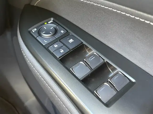 レクサス ＮＸ 石川県 2021(令3)年 2.5万km パール ワンオーナー/4WD/純正メモリナビ/　Bluetooth・AM/FM・USB・Miracast/フルセグTV/ETC2.0/パノラミックビューモニター/前後ドライブレコーダー/アダプティブクルーズコントロール/パワーシート（D+N席）/シートメモリー/シートヒーター（D+N席）/エアシート（D+N席）/パワーバックドア/ブラインドスポットモニター/アンチロック・ブレーキ・システム/衝突被害軽減システム/横滑り防止装置/前後コーナーセンサー/レーンキープアシスト/盗難防止装置/パーキングアシスト/アイドリングストップ/エアバッグ（W+サイド）/カーテンエアバッグ/純正アルミホイール/スペアキー×2