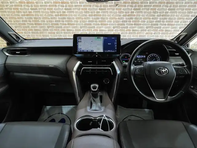 トヨタ ハリアー ハイブリッド Z 岩手県 2021(令3)年 4.9万km ブラック ワンオーナー/４WD/モデリスタエアロ/JBLプレミアムサウンドシステム/寒冷地仕様/ヘッドアップディスプレイ/ハンズフリーパワーバックドア/置くだけ充電/パノラミックビューモニター/12.3インチナビゲーション/デジタルインナーミラー/フルセグTV/トヨタセーフティセンス/プリクラッシュセーフティ/レーダークルーズコントロール/レーントレーシングアシスト/オートマチックハイビーム/ロードサインアシスト/BSM・RCTA/クリアランスソナー/パーキングサポートブレーキ/運転席パワーシート/AC100V1500Wアクセサリーコンセント(ラゲッジルーム内)/ETC2.0/LEDヘッドランプ/純正１９インチアルミホイール