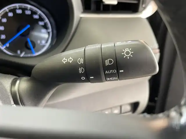 トヨタ ハリアー ハイブリッド Z 岩手県 2021(令3)年 4.9万km ブラック ワンオーナー/４WD/モデリスタエアロ/JBLプレミアムサウンドシステム/寒冷地仕様/ヘッドアップディスプレイ/ハンズフリーパワーバックドア/置くだけ充電/パノラミックビューモニター/12.3インチナビゲーション/デジタルインナーミラー/フルセグTV/トヨタセーフティセンス/プリクラッシュセーフティ/レーダークルーズコントロール/レーントレーシングアシスト/オートマチックハイビーム/ロードサインアシスト/BSM・RCTA/クリアランスソナー/パーキングサポートブレーキ/運転席パワーシート/AC100V1500Wアクセサリーコンセント(ラゲッジルーム内)/ETC2.0/LEDヘッドランプ/純正１９インチアルミホイール